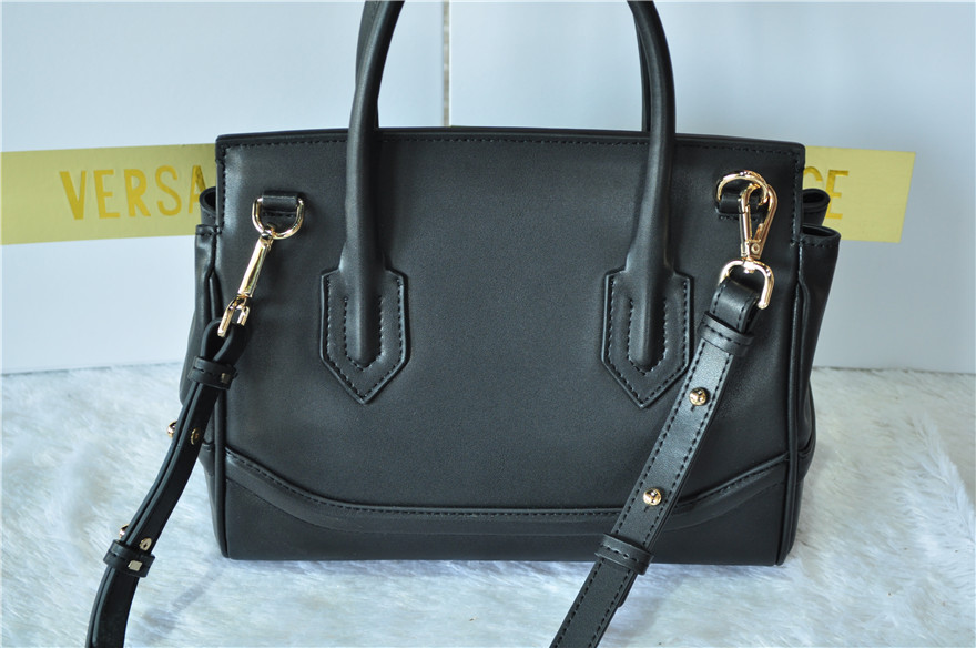 Versace AAA Quality Messenger Bags #597096