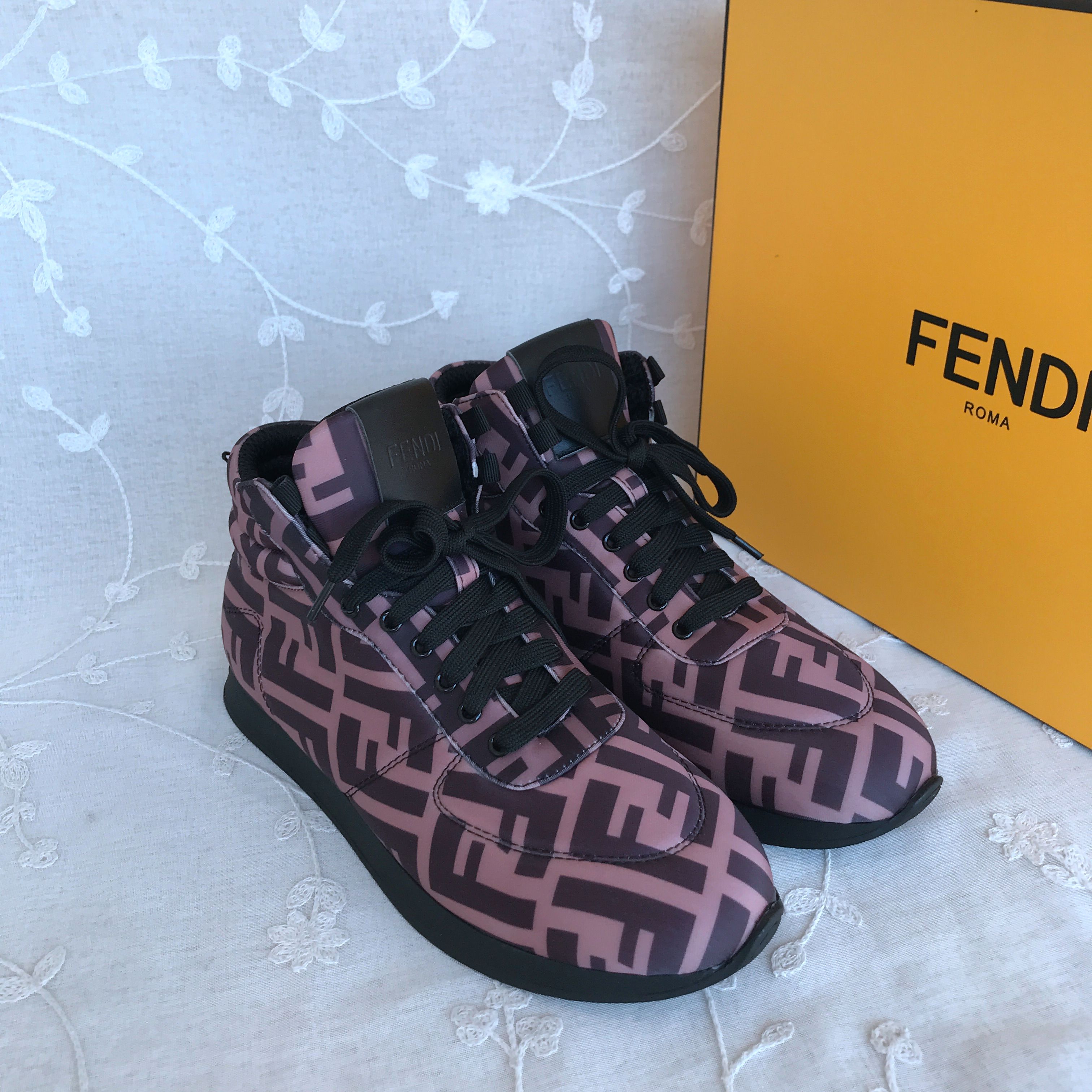 Fendi Casual Shoes