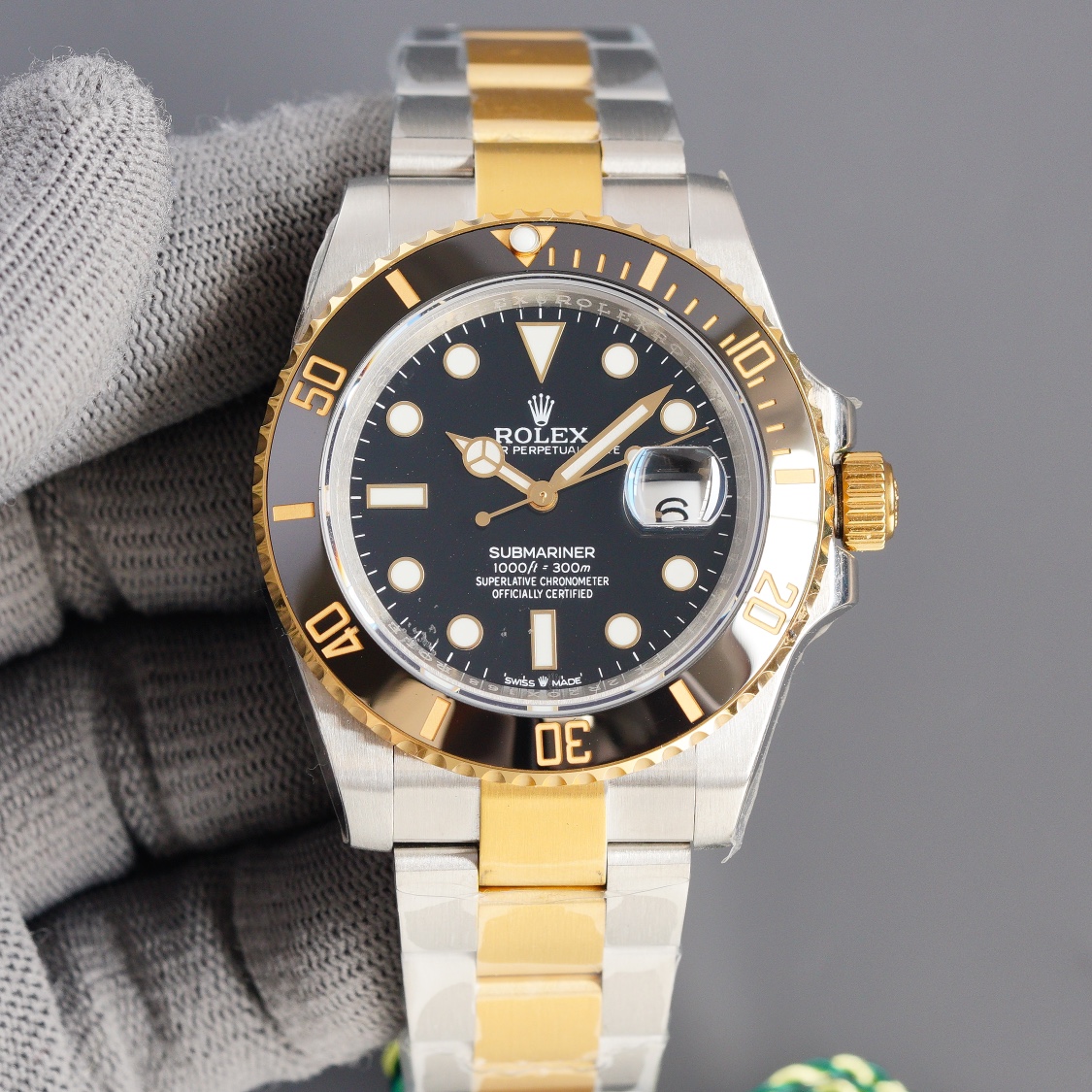 Submariner Date Two Tone Oyster Bracelet Men's Watch