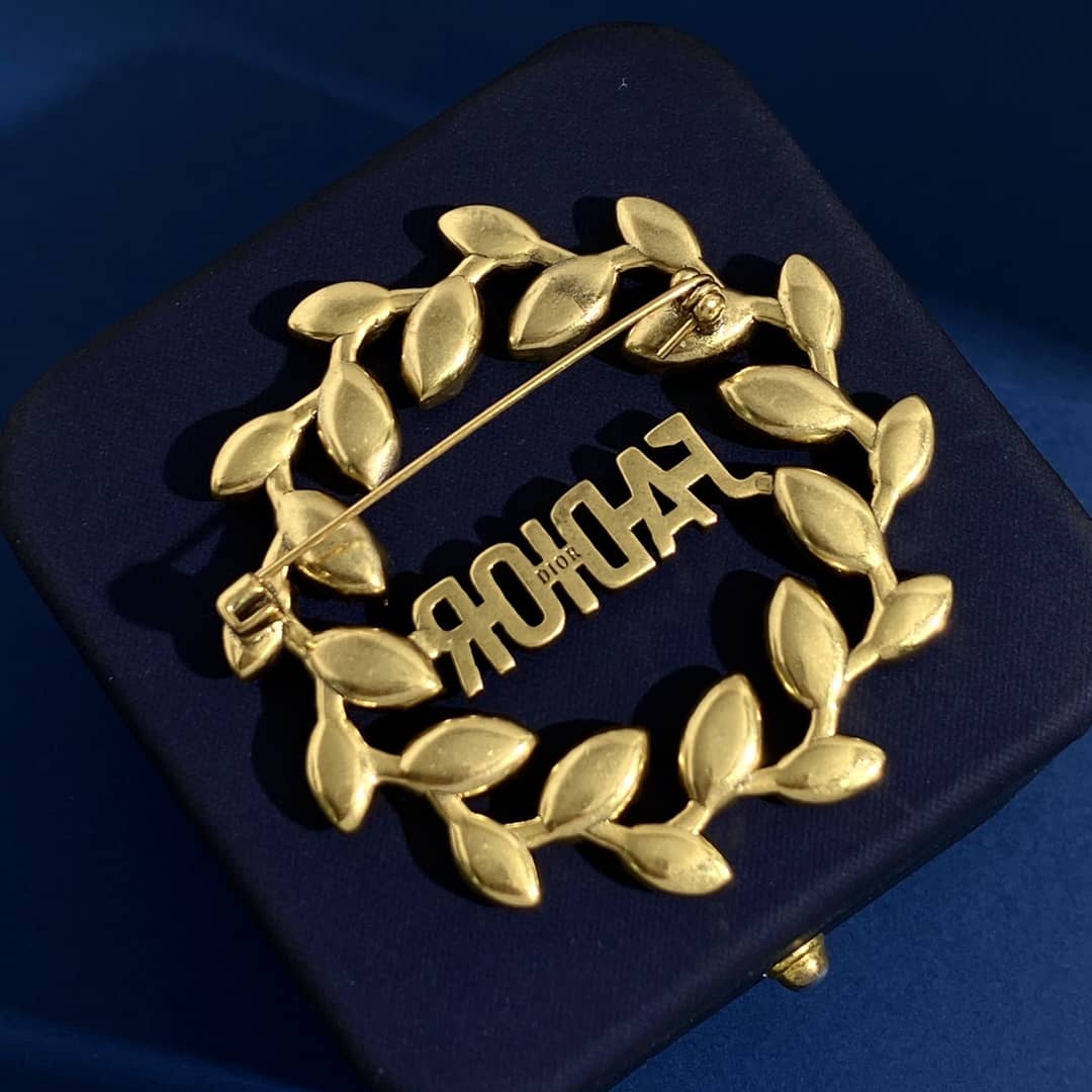 Fake Dior Designer Brooch Wholesale