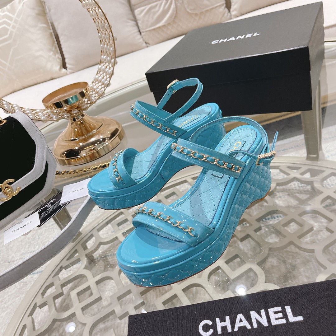 Chanel Shoes94
