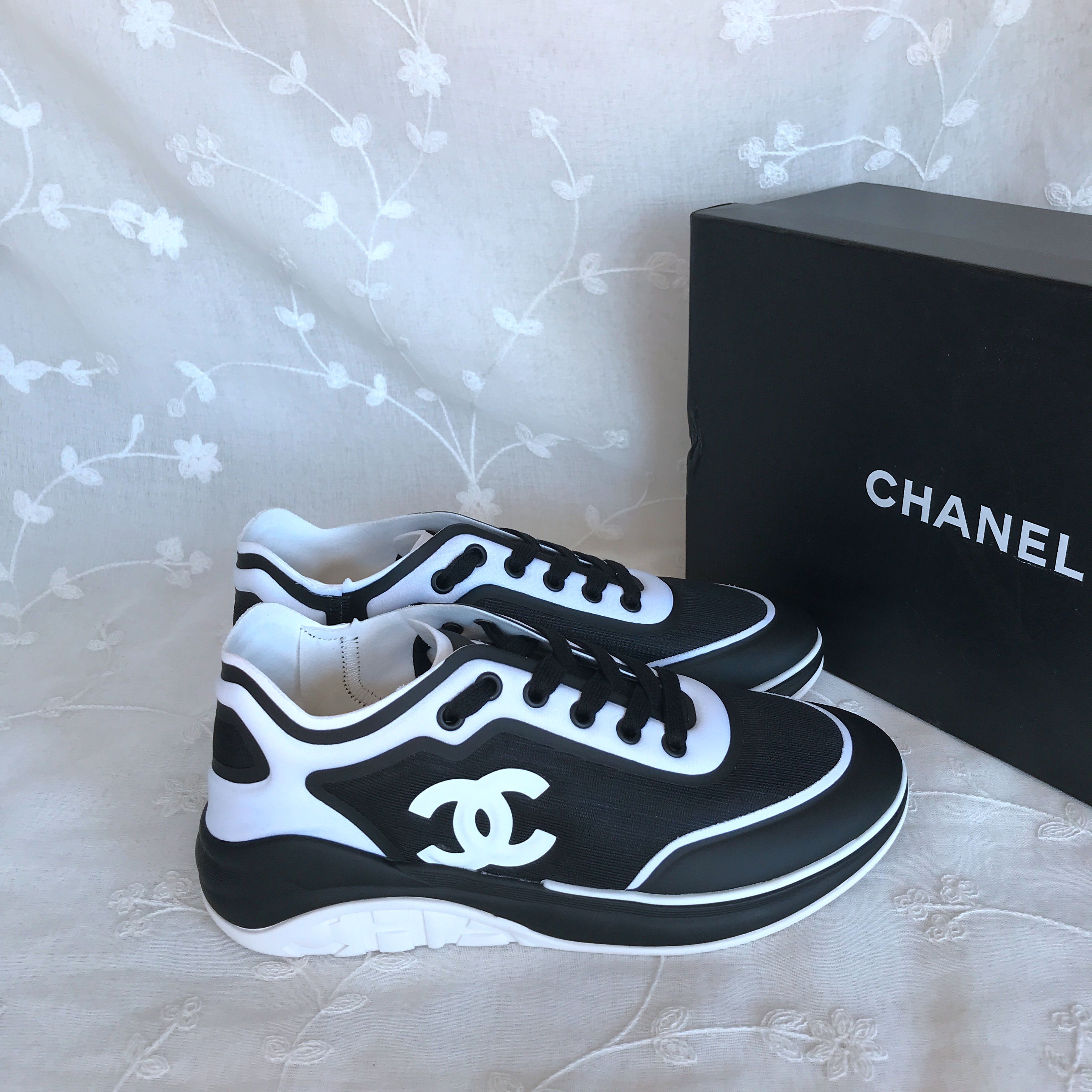 Chanel Casual Shoes 833040