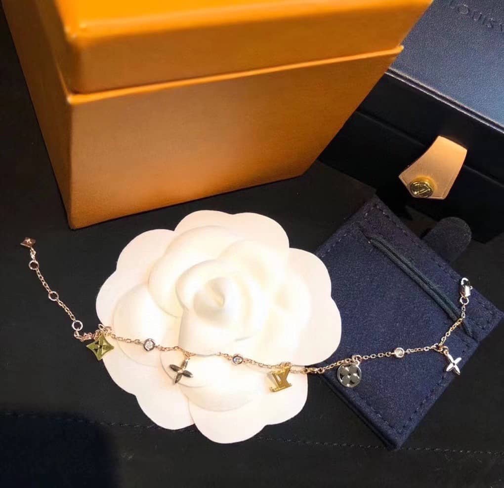 Replica Louis Vuitton Bracelet