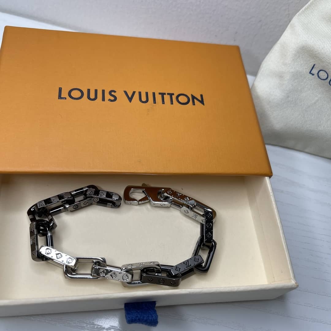 Louis Vuitton Cheap Luxury Bracelet