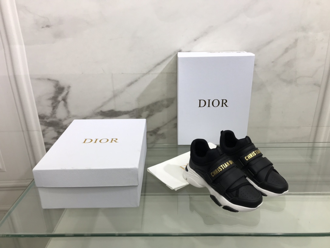 Dior shoes243