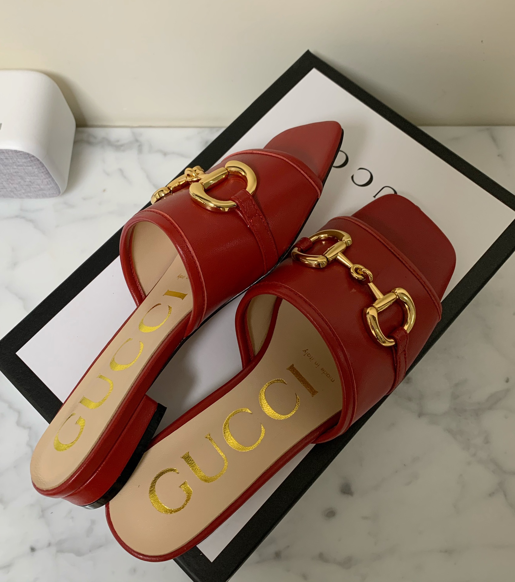 Gucci shoe399