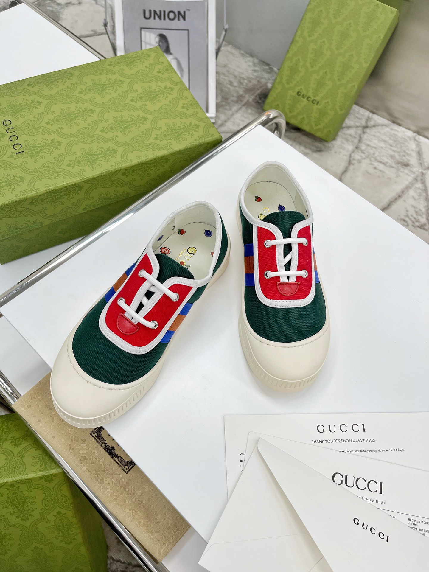 Gucci shoe177