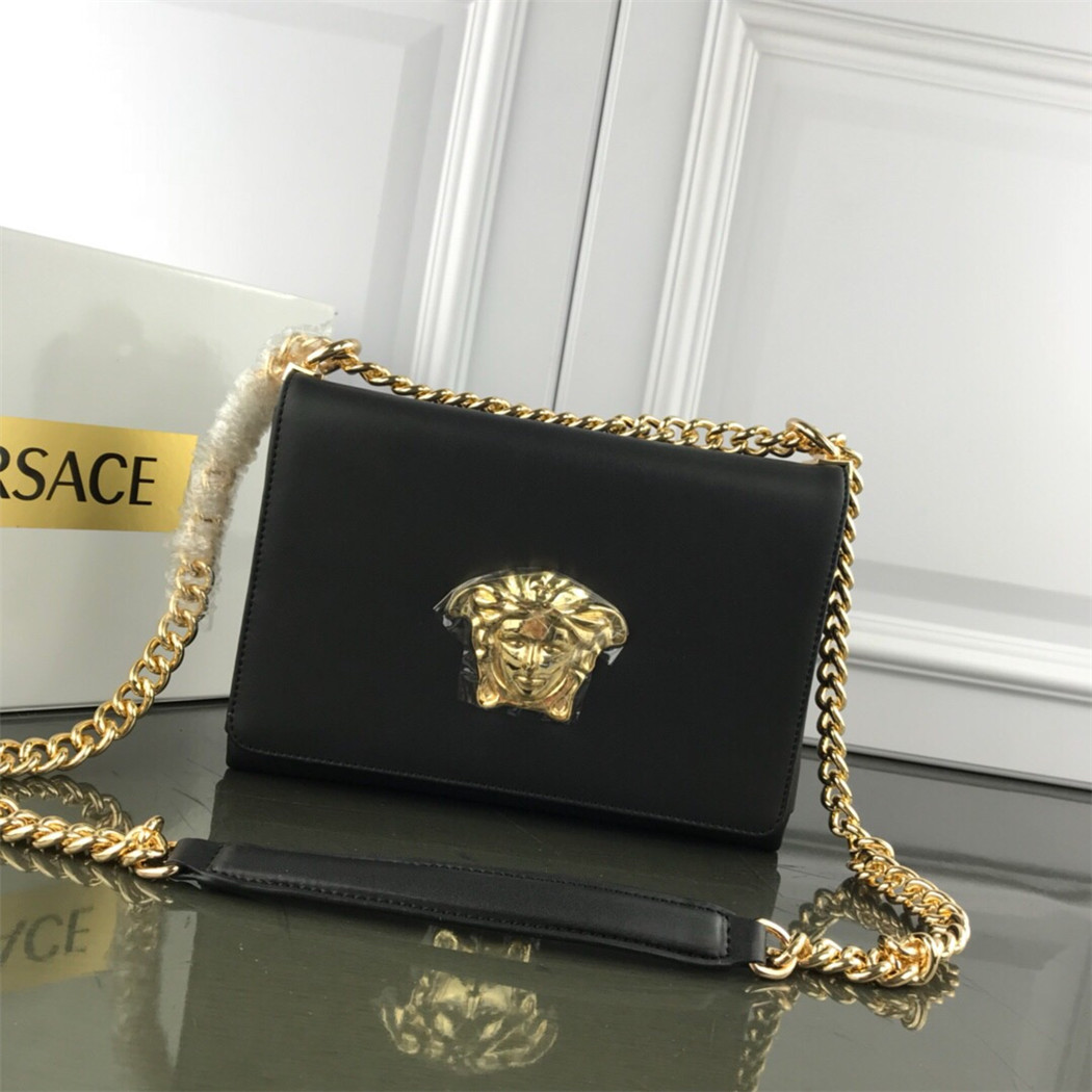 Versace AAA Quality Messenger Bags #720548