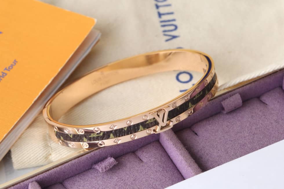 Cheap Louis Vuitton Bracelet