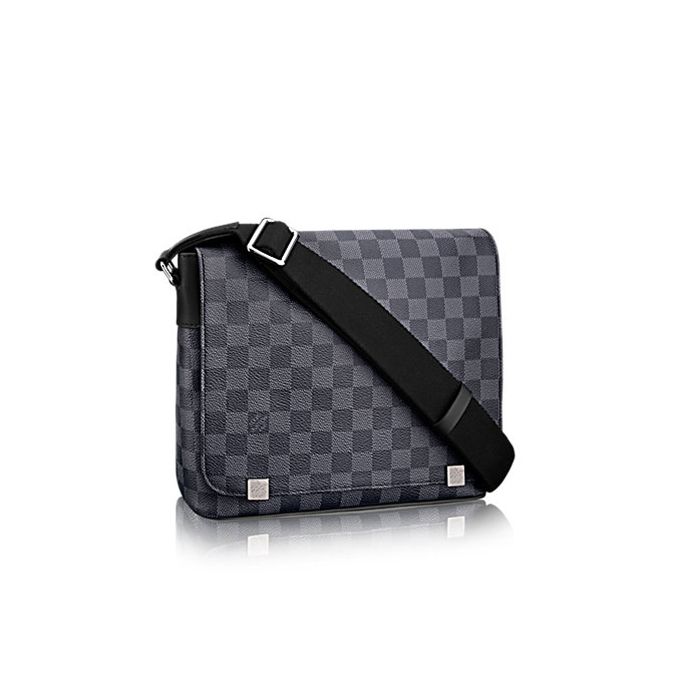Louis Vuitton District PM N41028