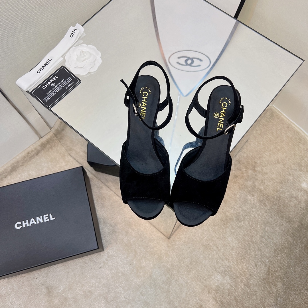 Chanel Shoes68