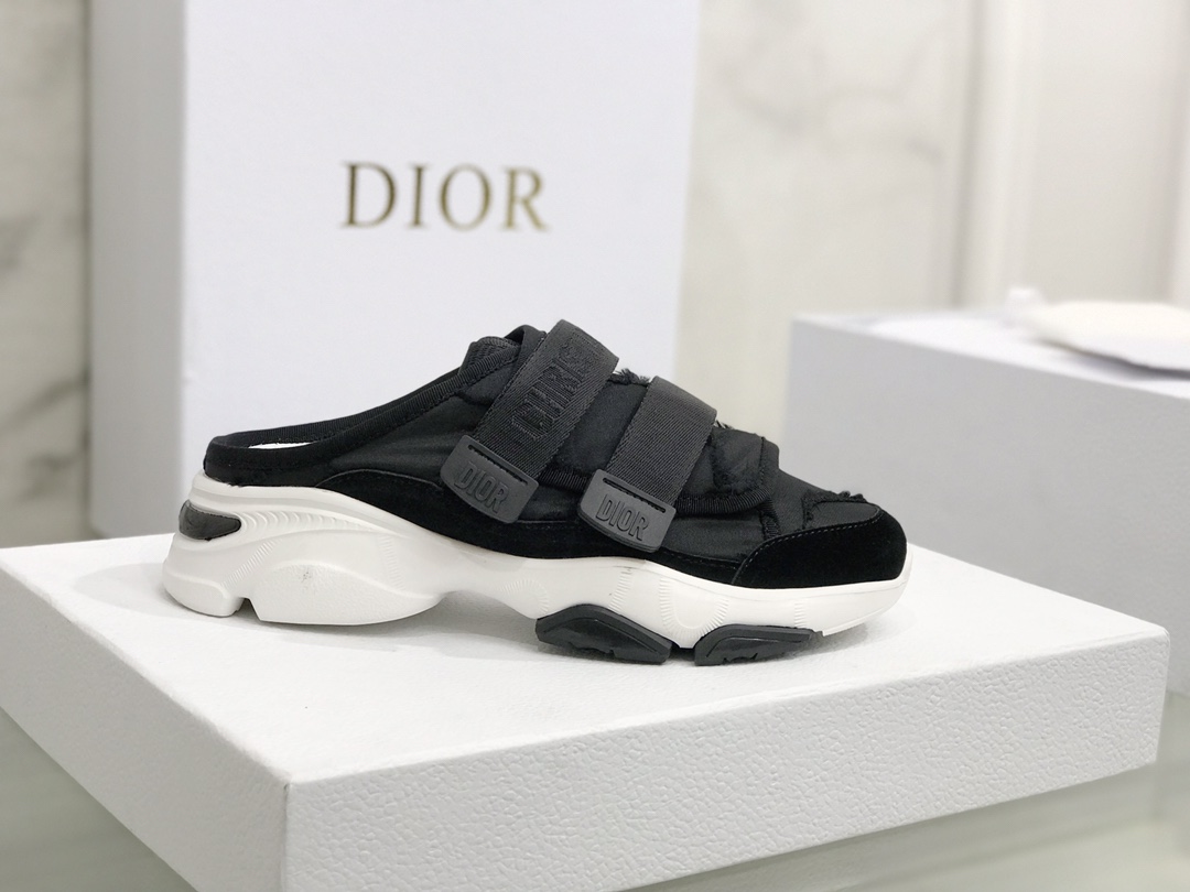 Dior shoes261