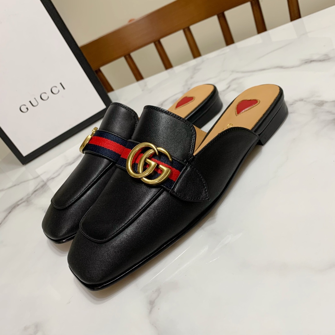 Gucci shoe356