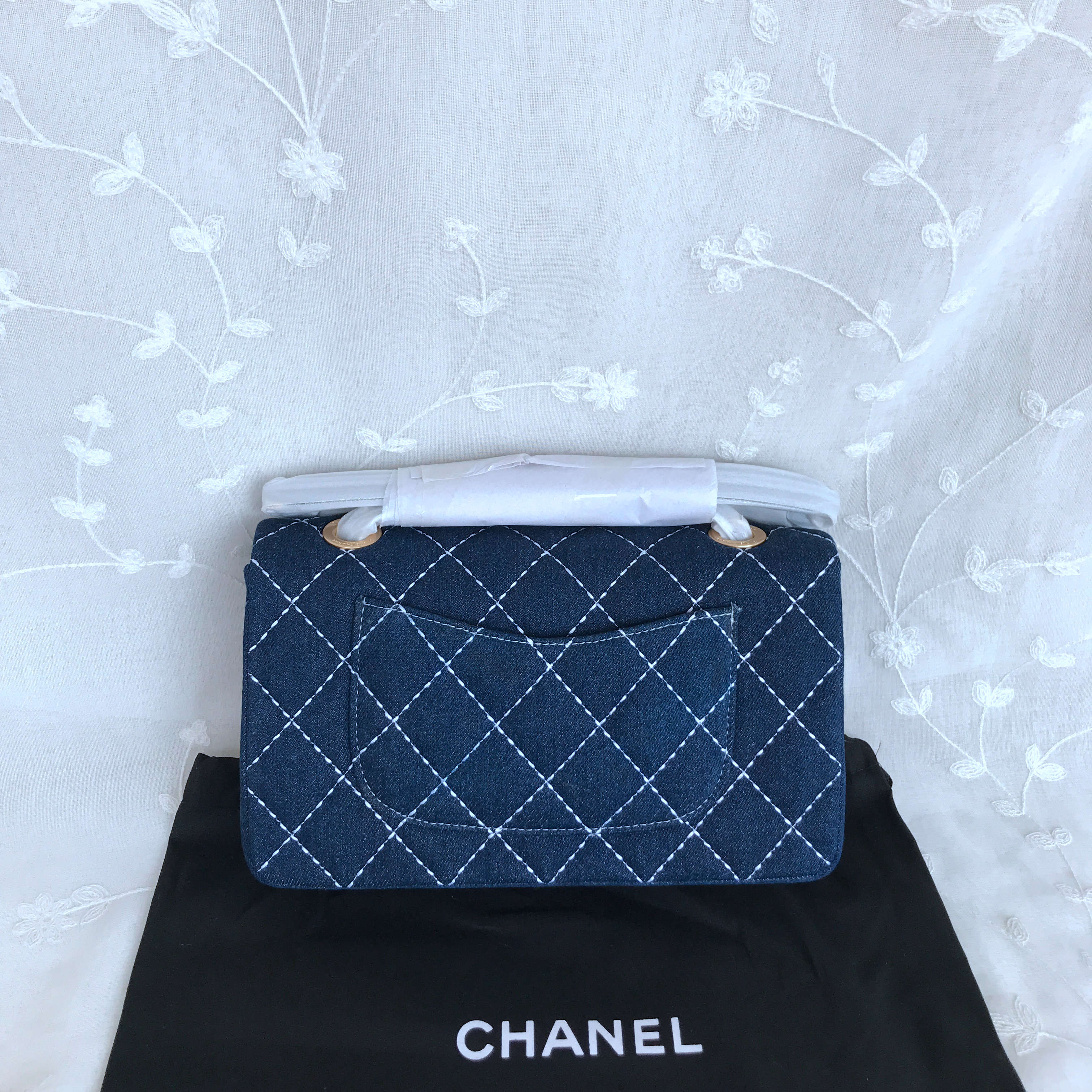 CHANEL CLASSIC HANDBAG AS1328