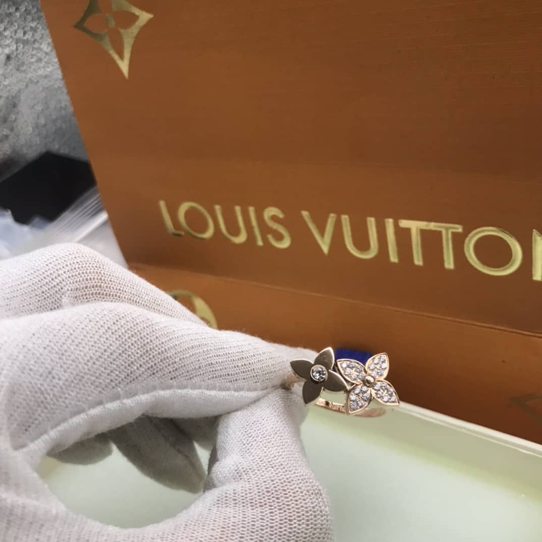 High Quality Louis Vuitton Replica Ring