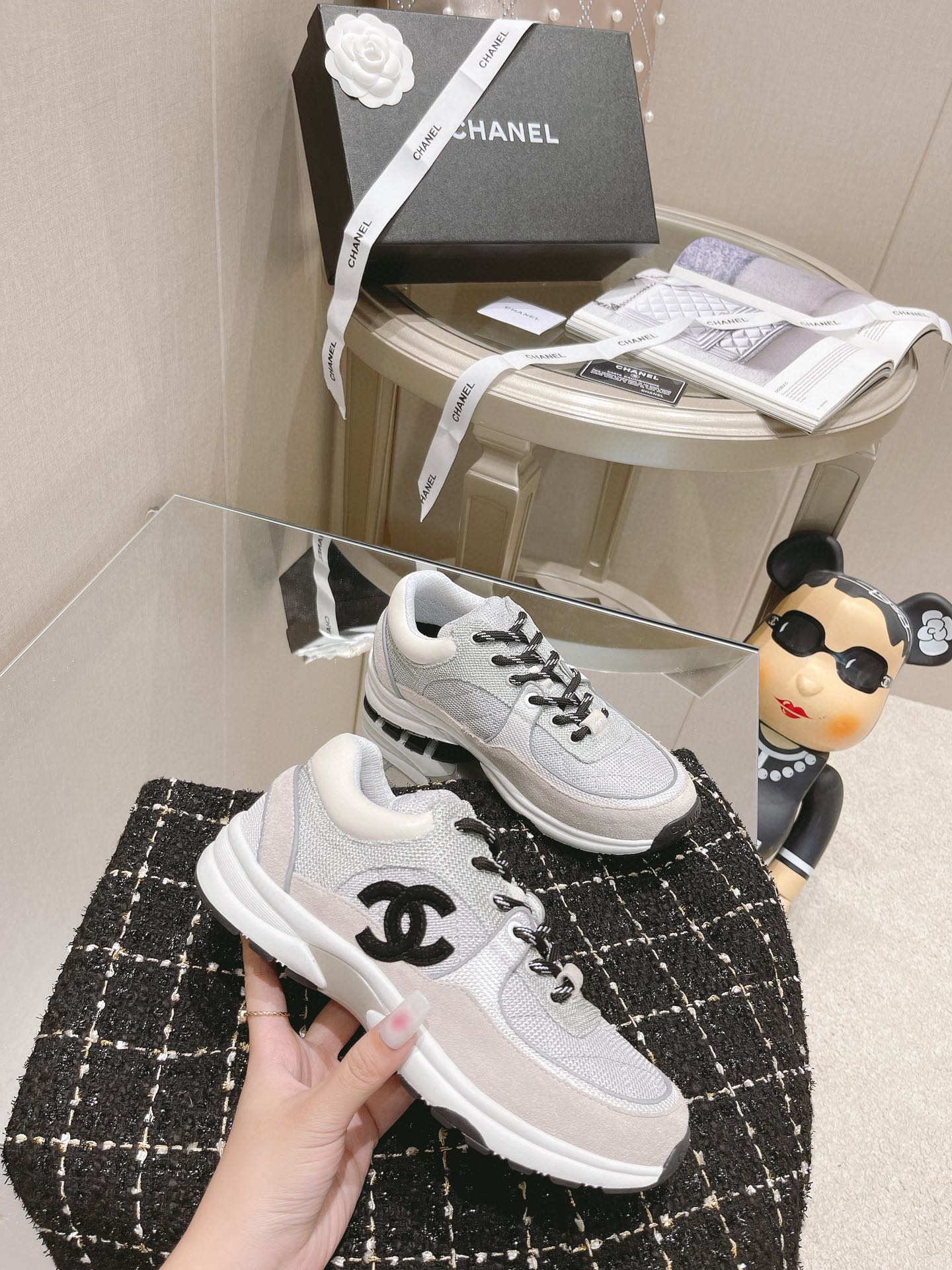 Chanel Shoes647