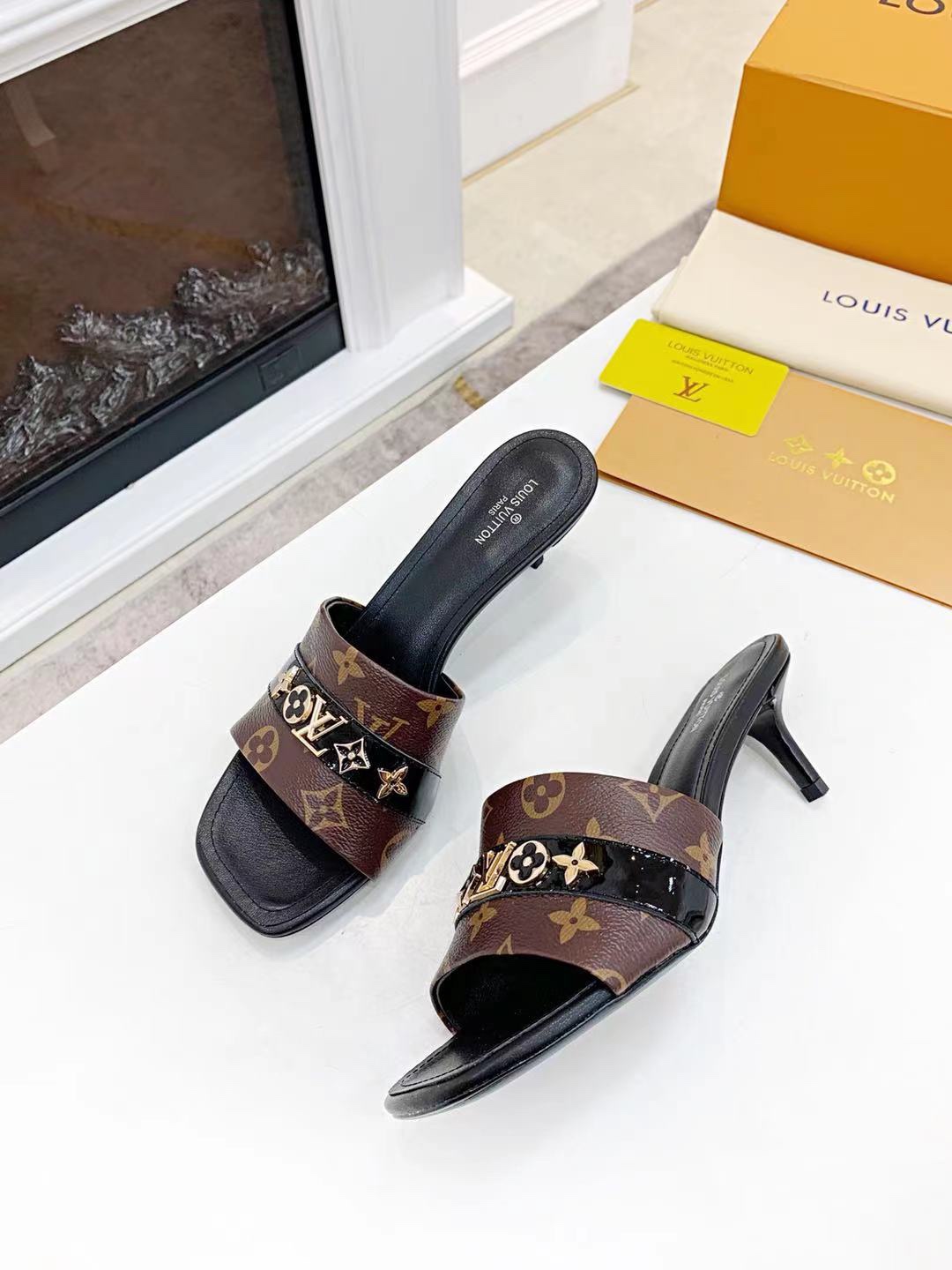 LV shoes83
