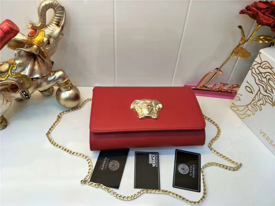 Versace AAA Quality Messenger Bags #596824