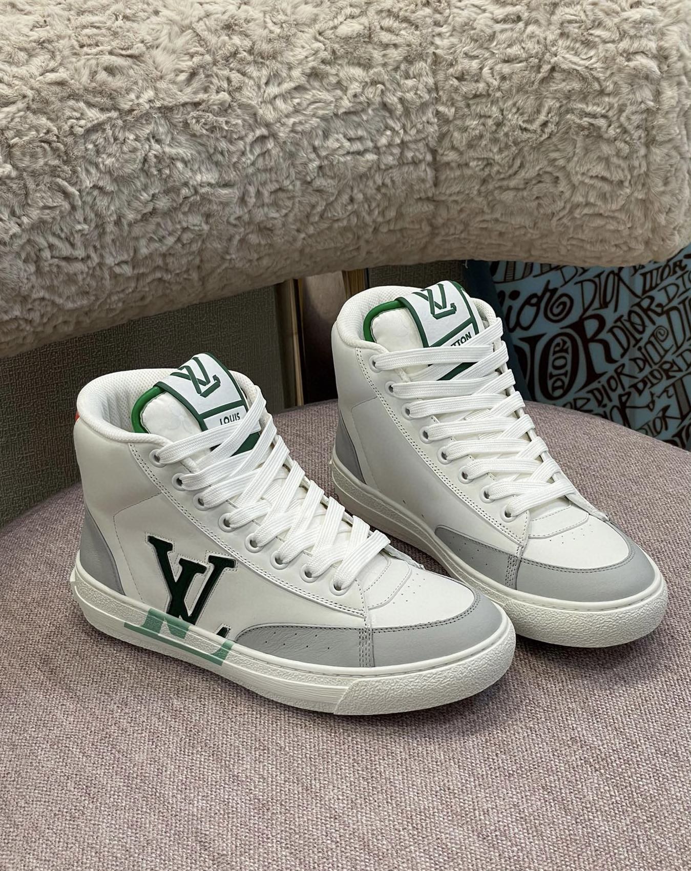 LV shoes306