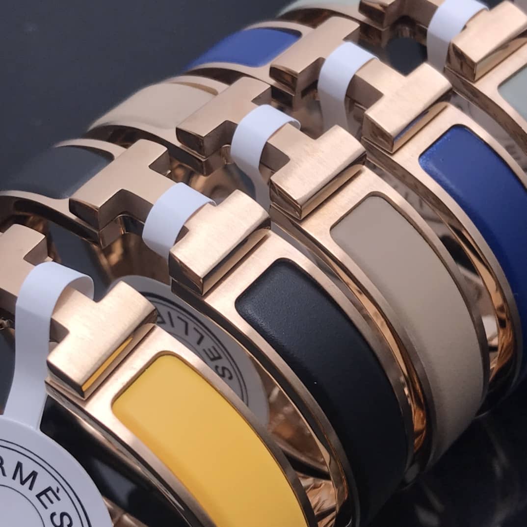 Knockoff Hermes Logo Bracelet