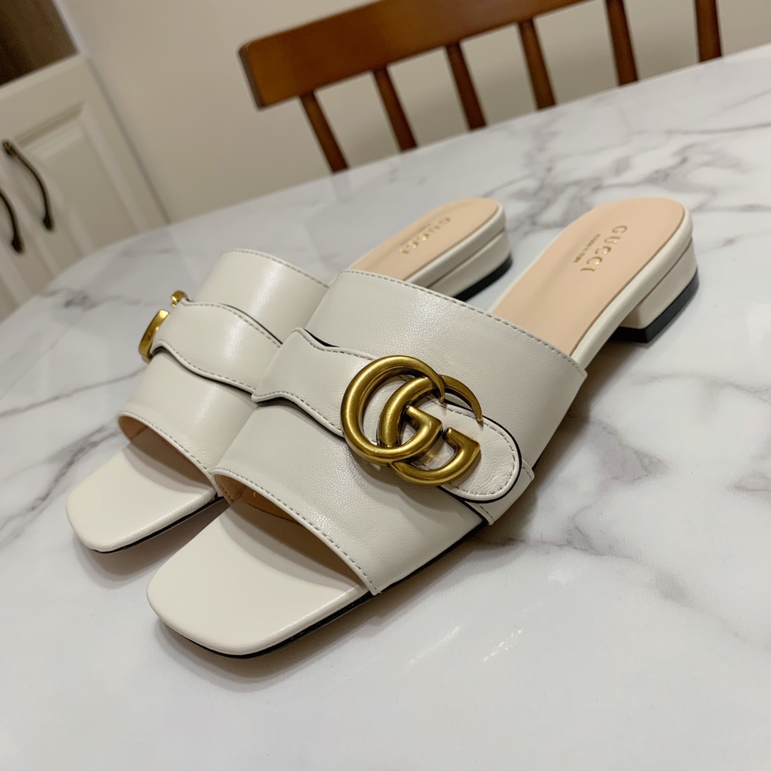 Gucci shoe392
