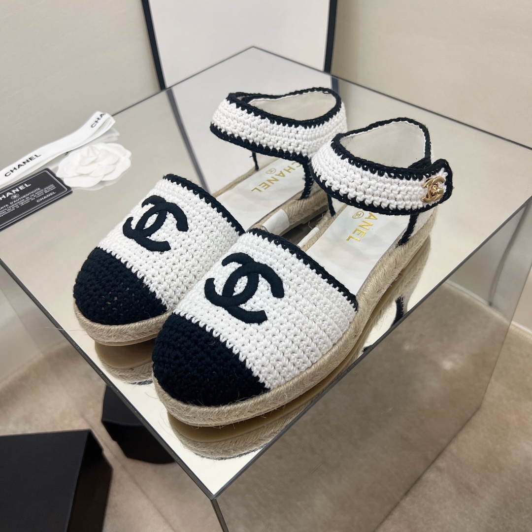 Chanel Shoes59