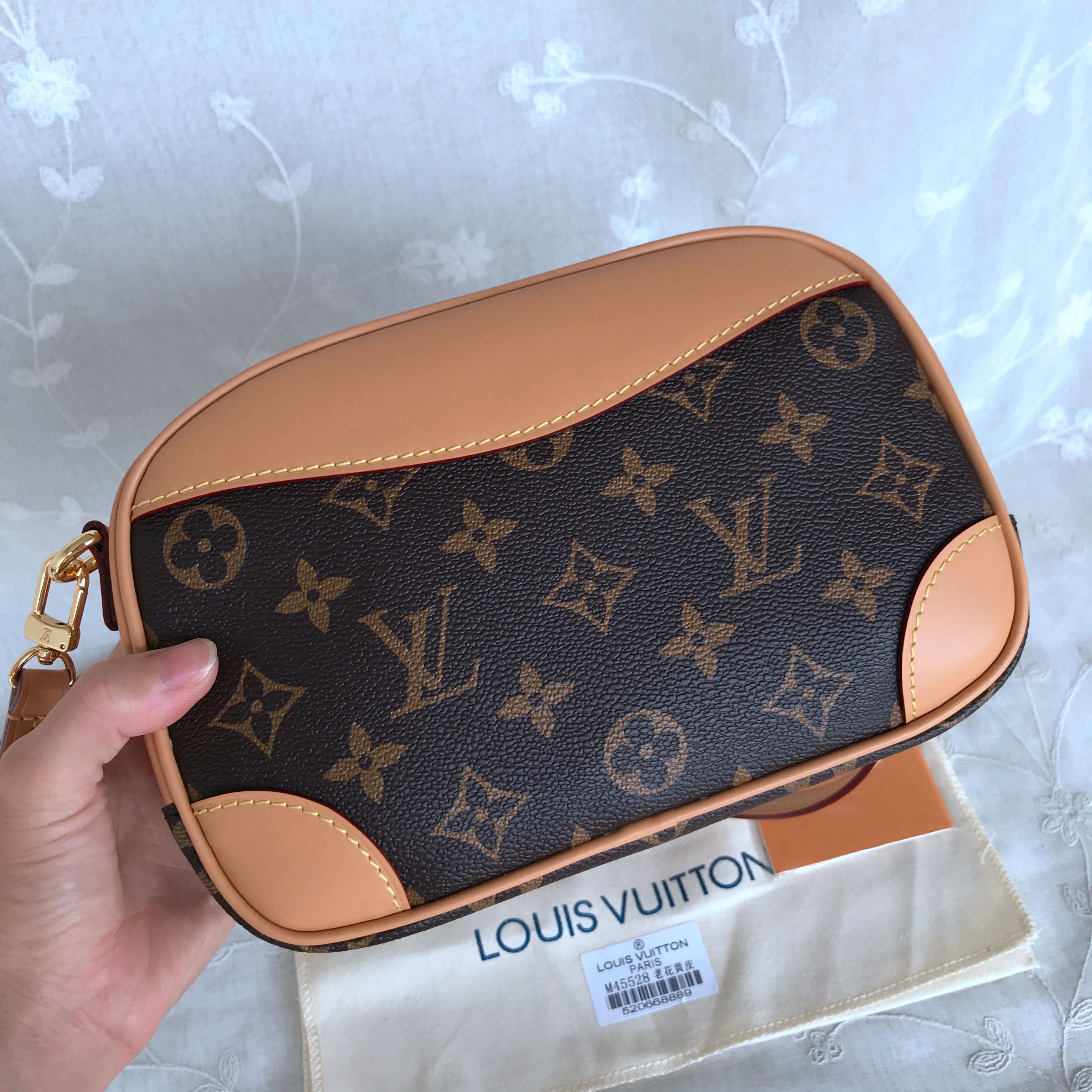 LV DEAUVILLE MINI M45528