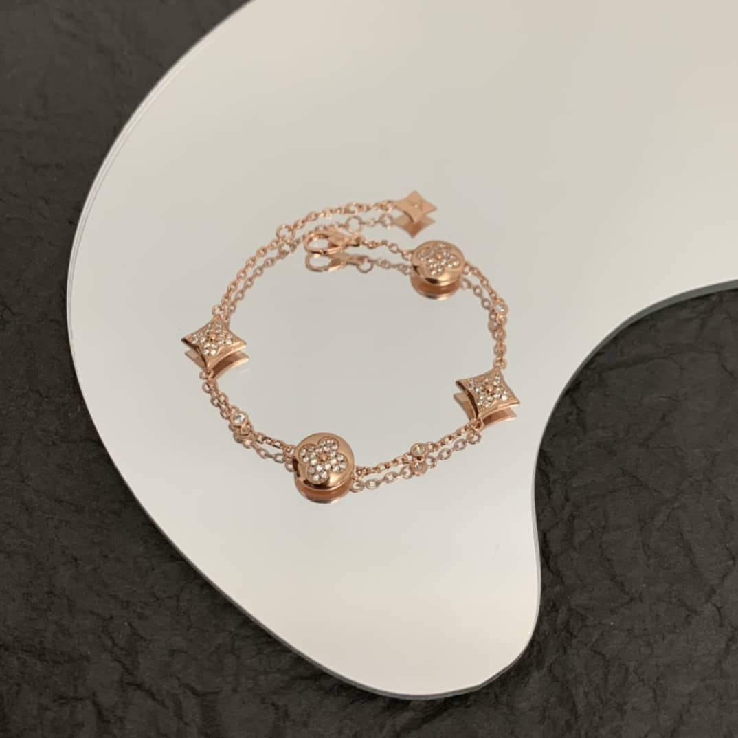 Luxury Louis Vuitton Classic AAA+ Bracelet