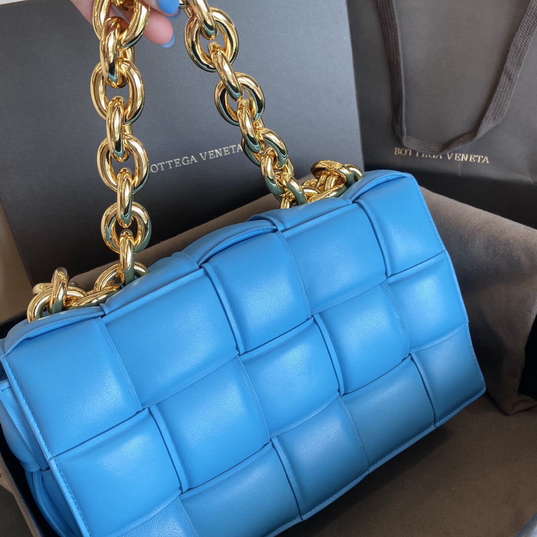 BOTTEGA VENETA THE CHAIN CASSETTE