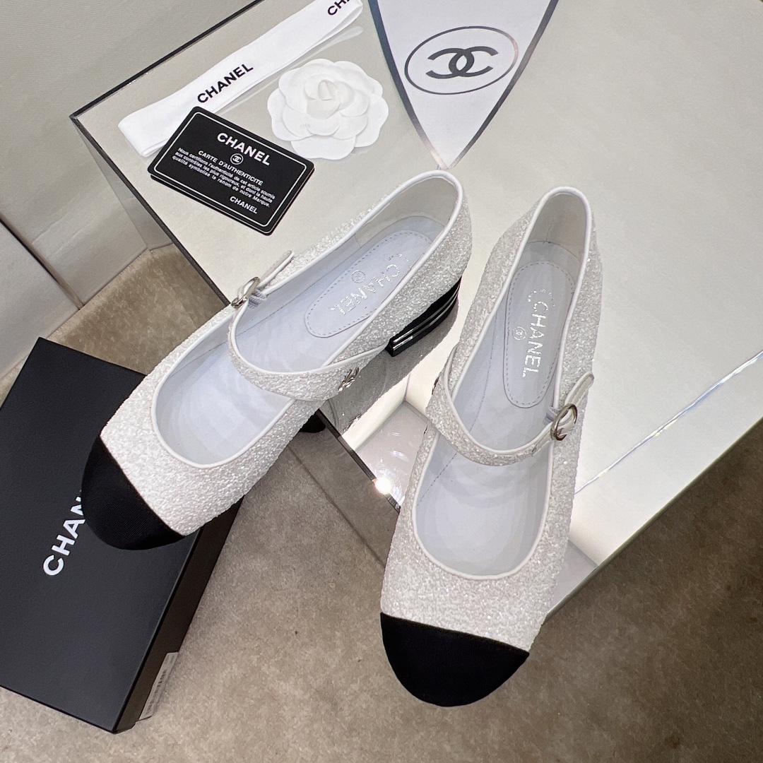 Chanel Shoes137