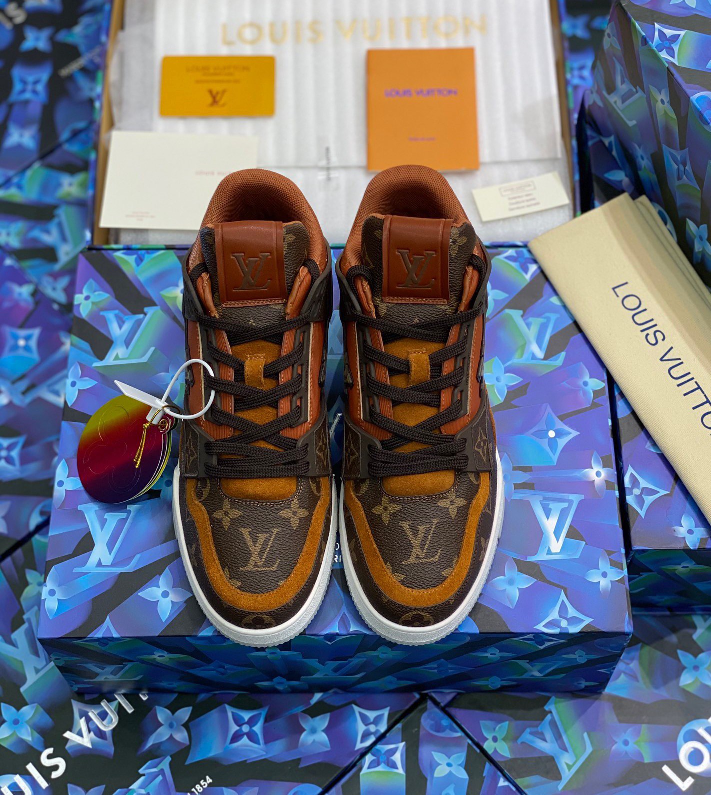 LV shoes322