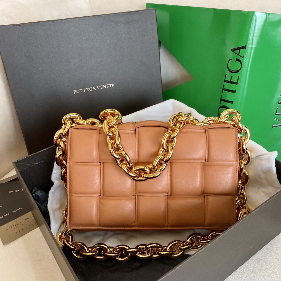 BOTTEGA VENETA THE CHAIN CASSETTE