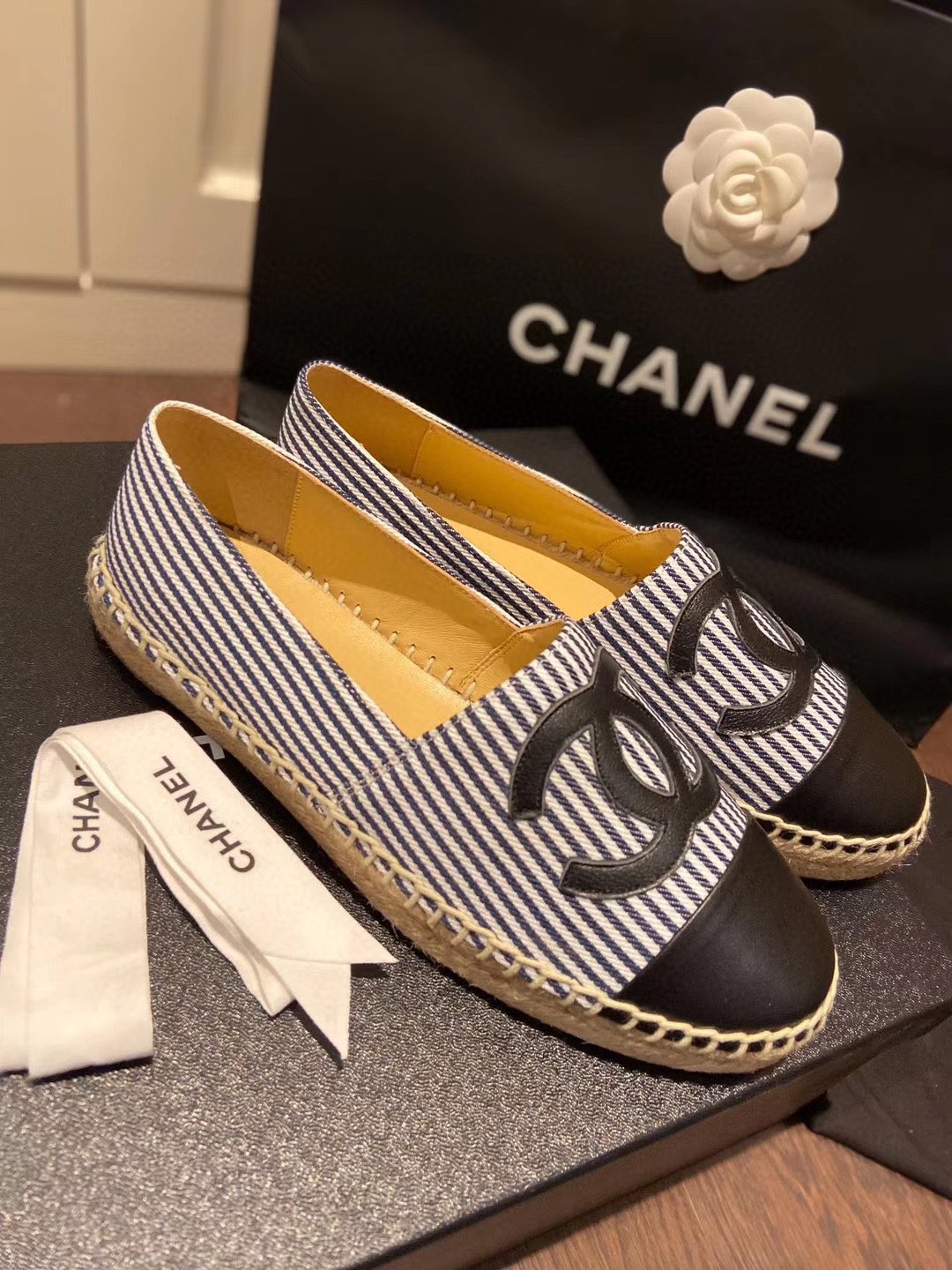 Chanel Shoes427