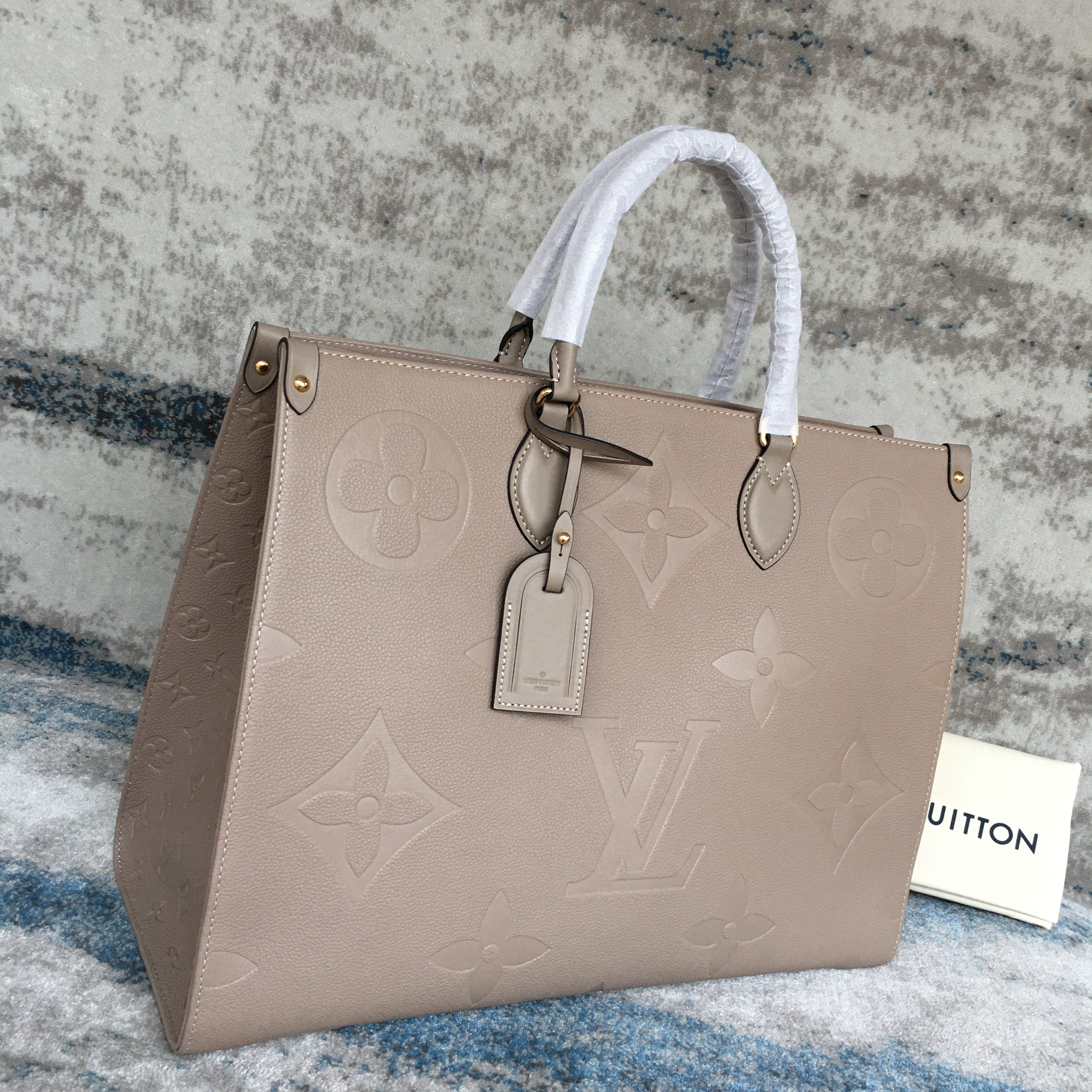 LV ONTHEGO GM M44925