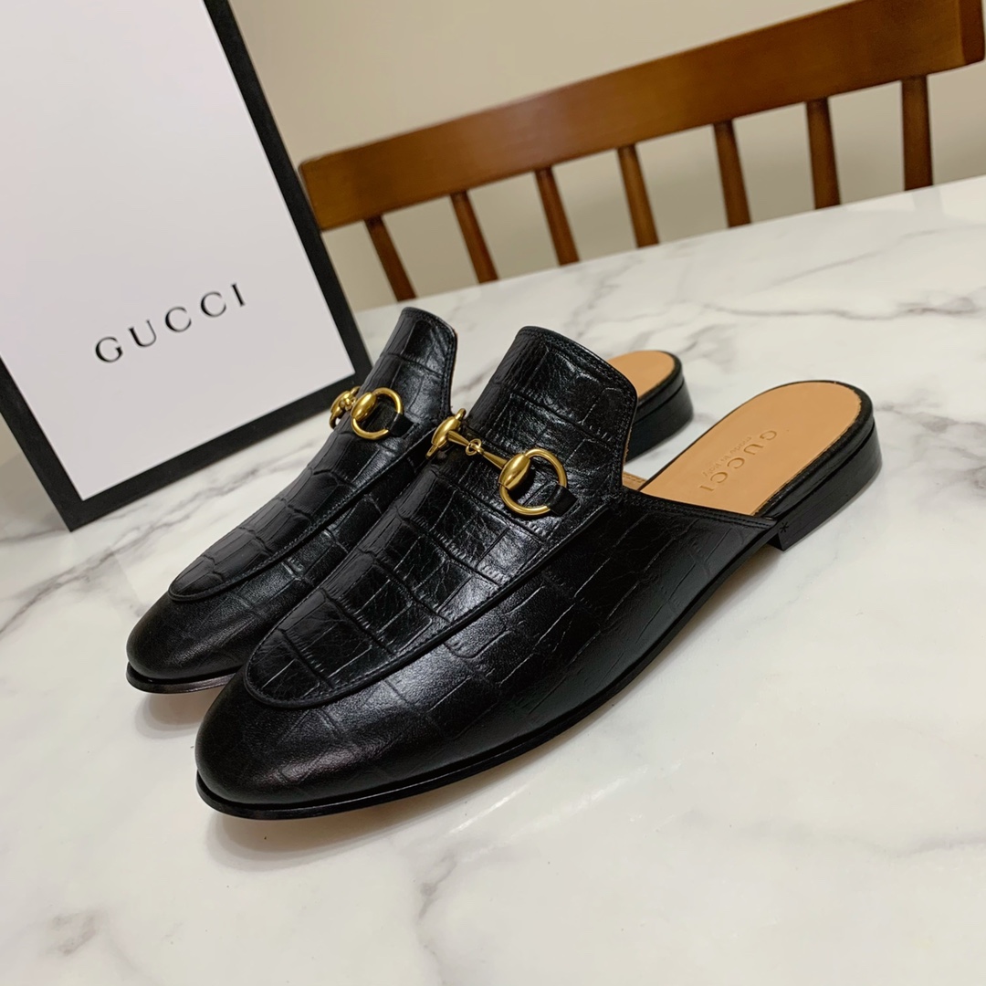 Gucci shoe346