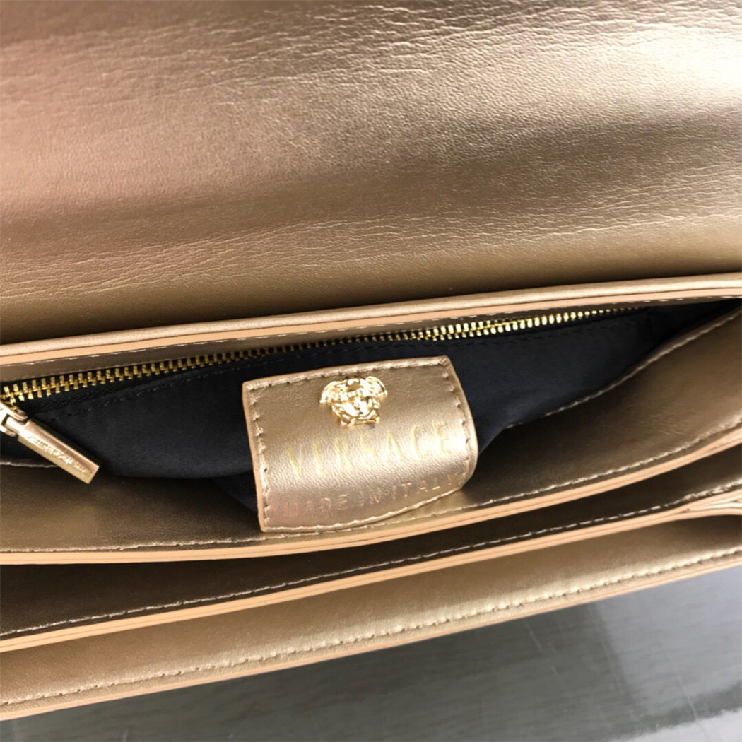Versace AAA Quality Messenger Bags #720630