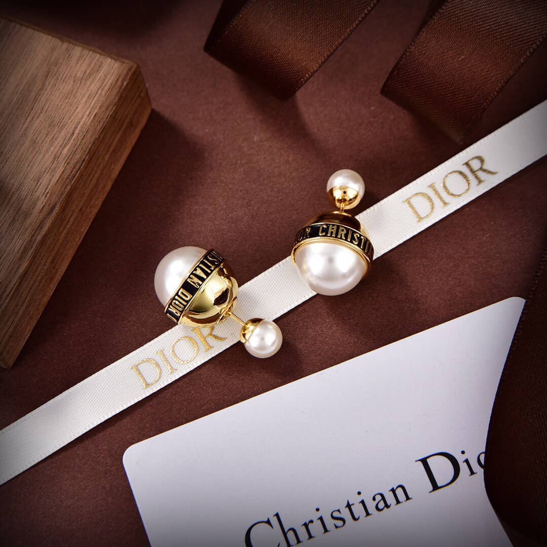 7 Star Dior Earrings