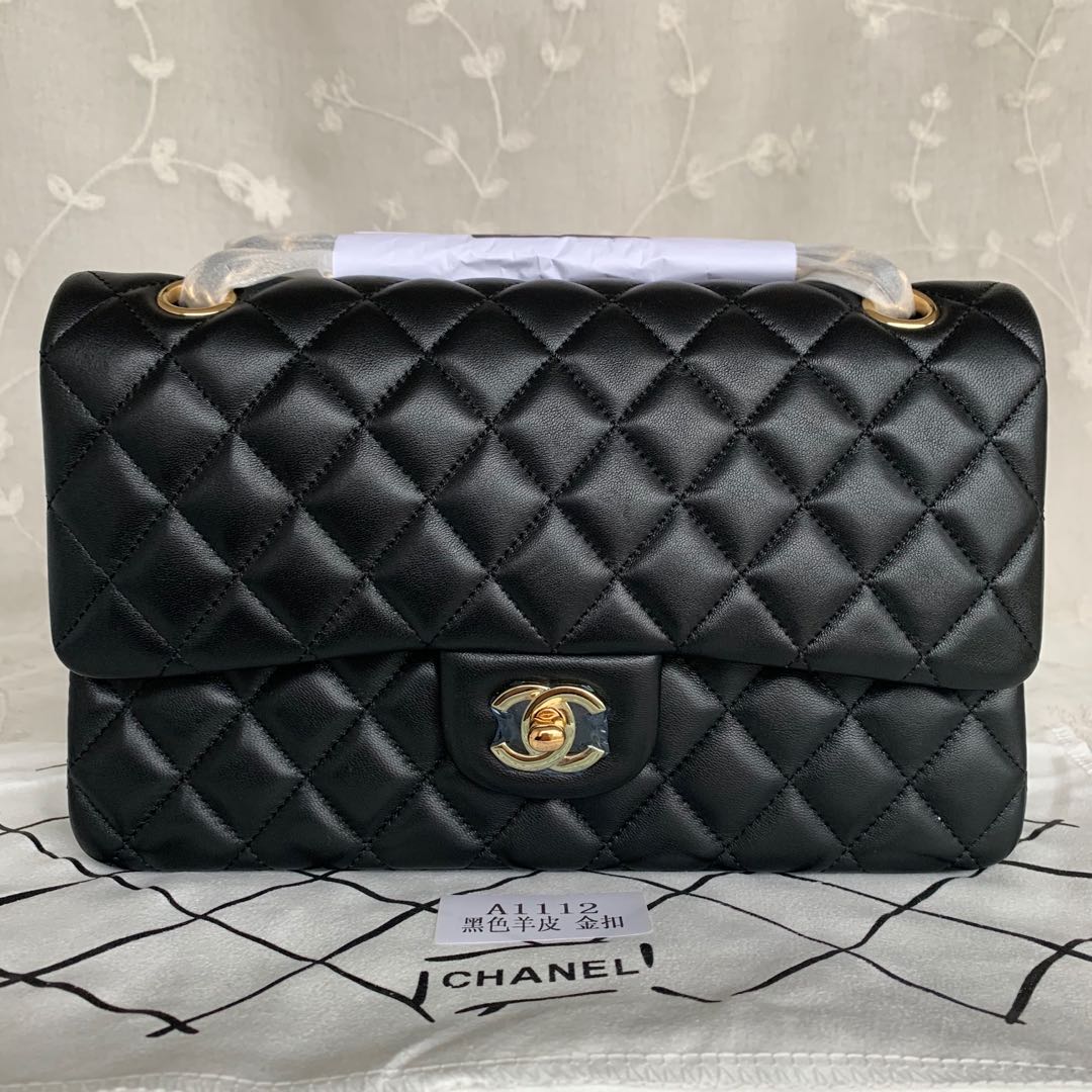 CHANEL CLASSIC HANDBAG A01112