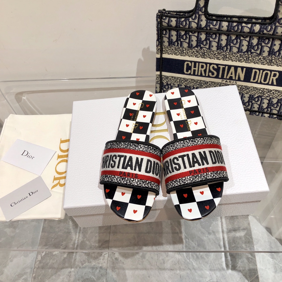 Dior shoes61