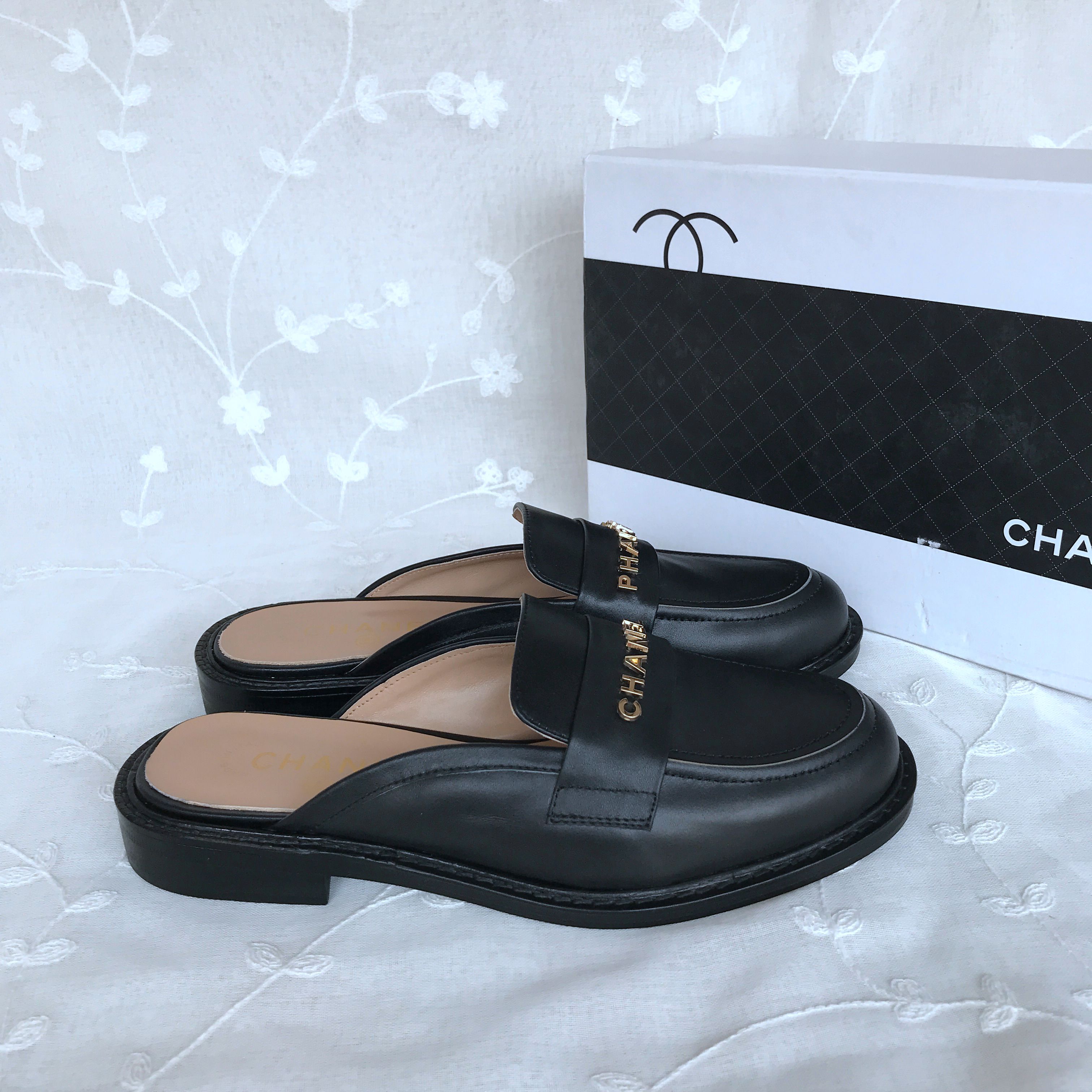 Chanel Sandals 832622