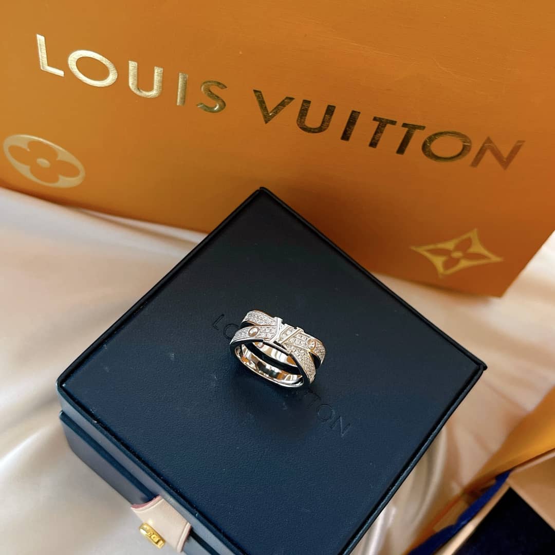 Louis Vuitton Imitation Designer Ring Wholesale