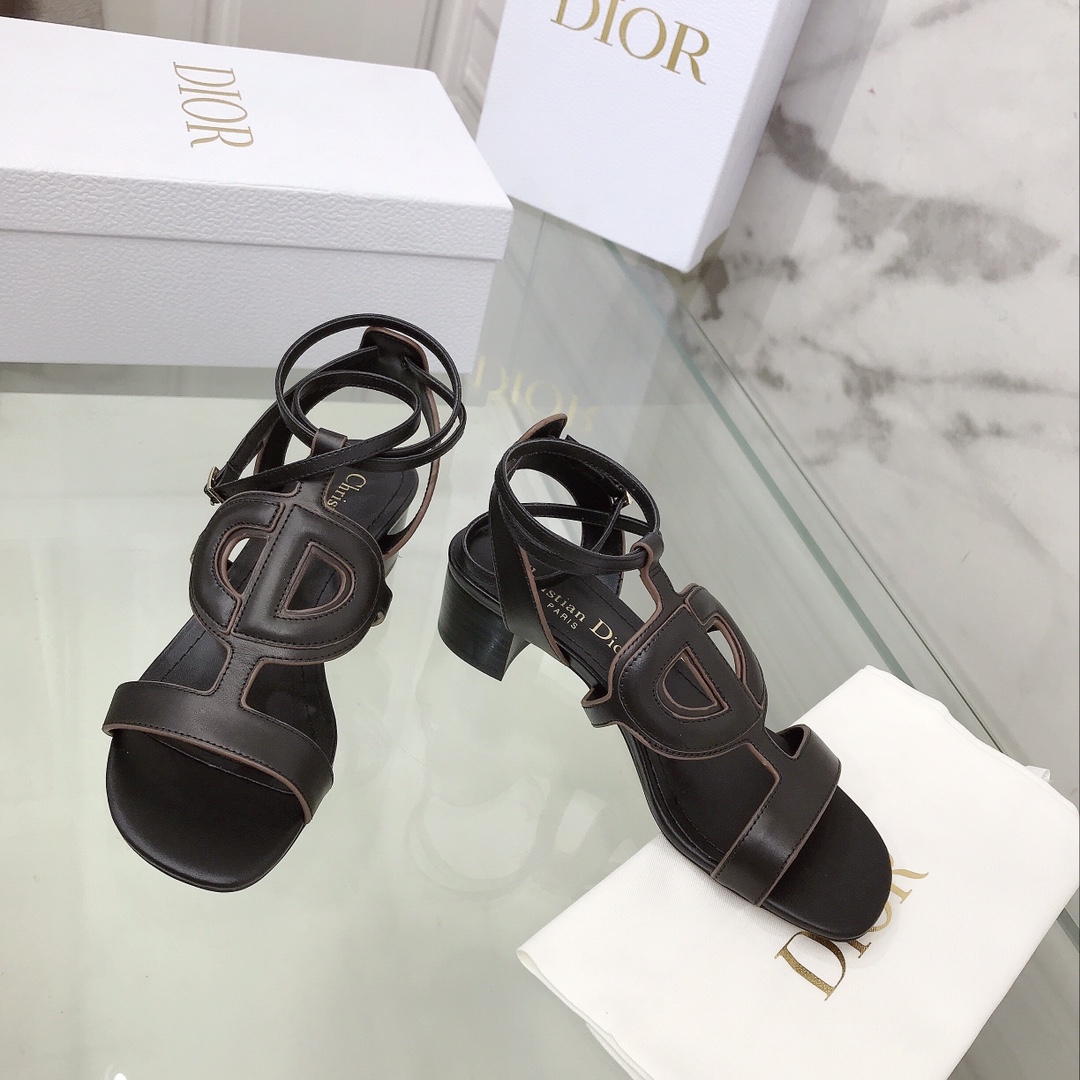 Dior shoes26