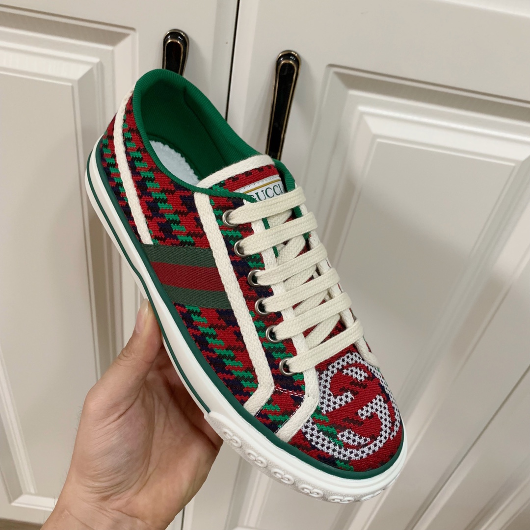 Gucci shoe92