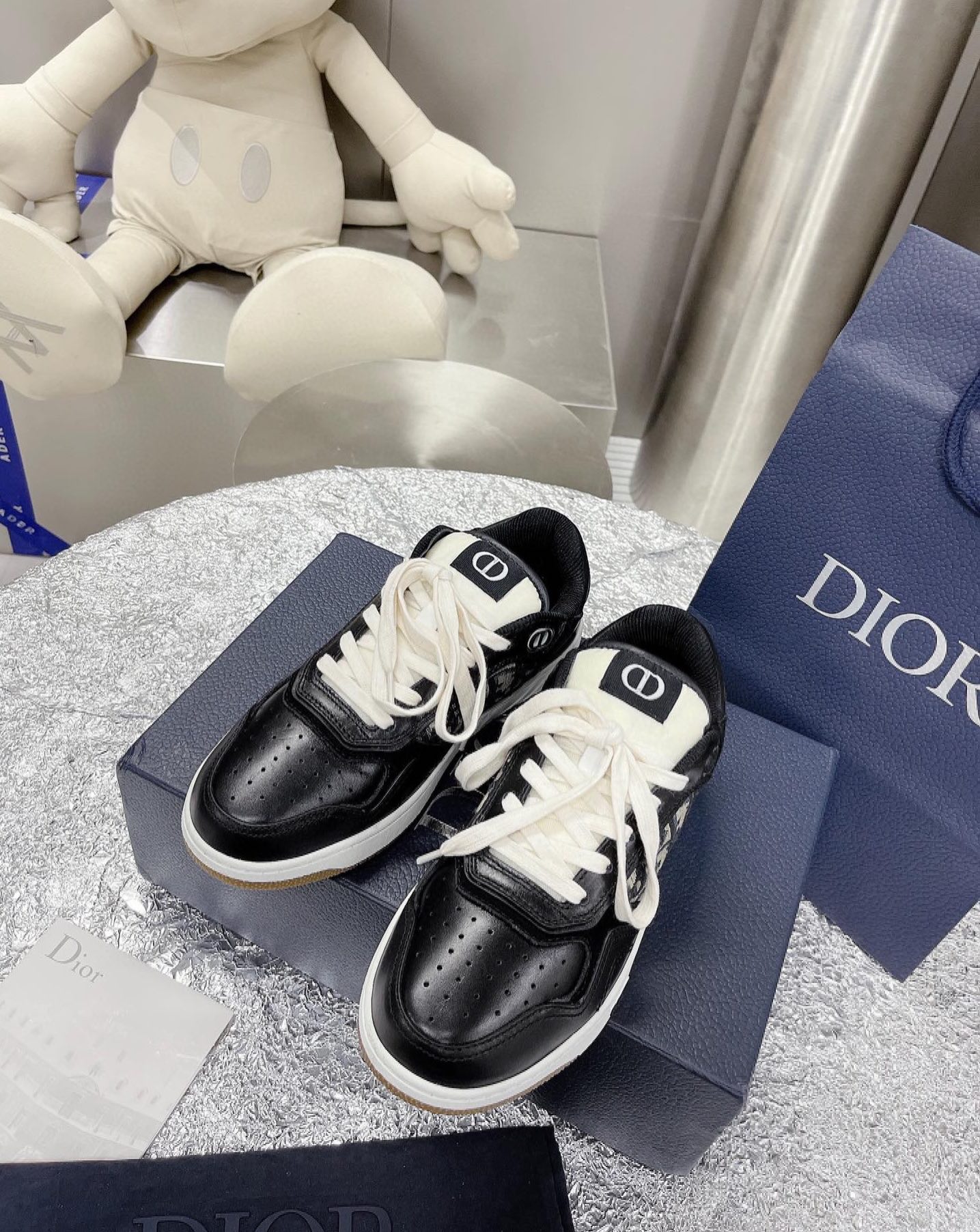 Dior shoes362