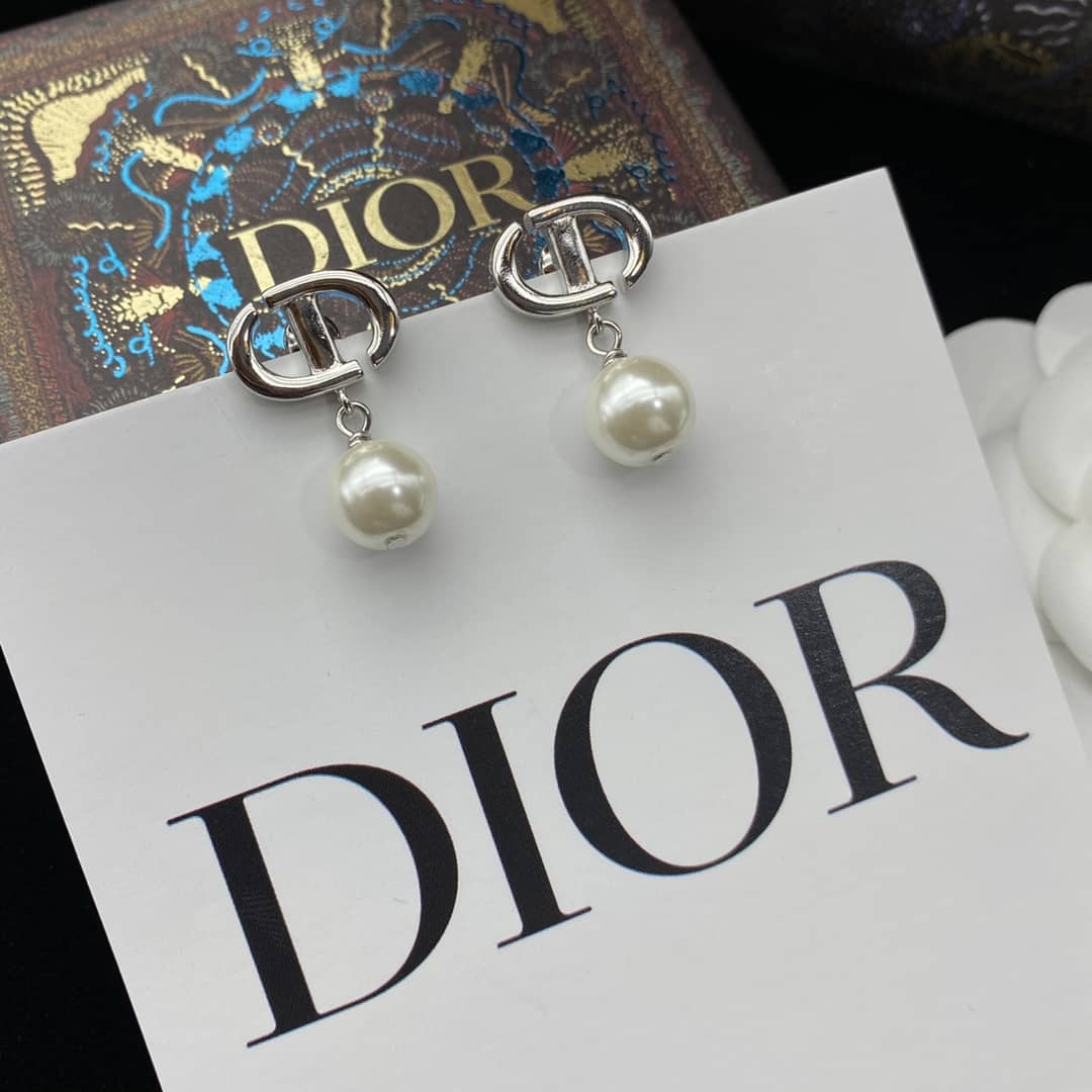 Dior Cheap Luxury Earrings