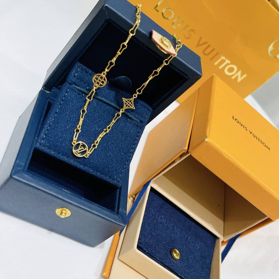Louis Vuitton Necklace Copy