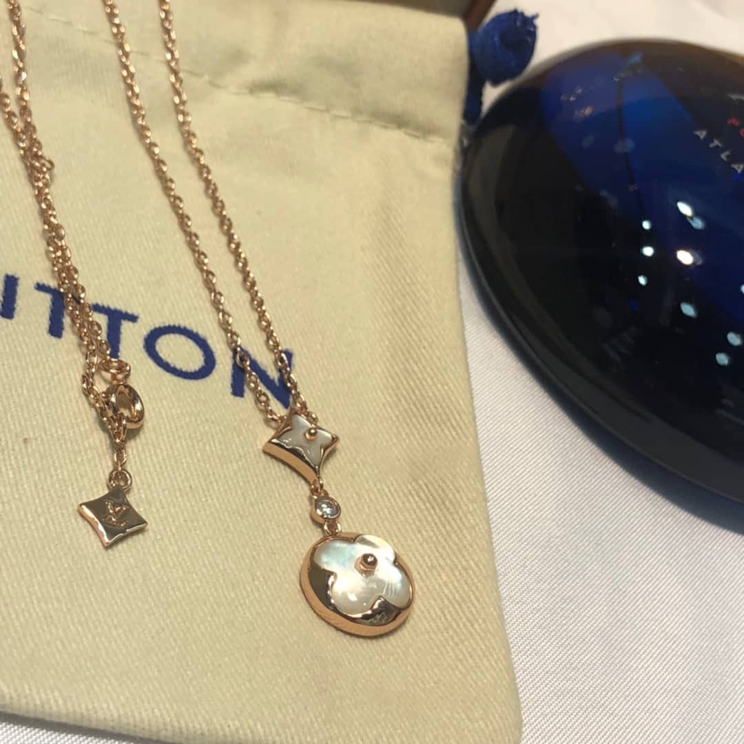 Best Louis Vuitton Imitation Necklace