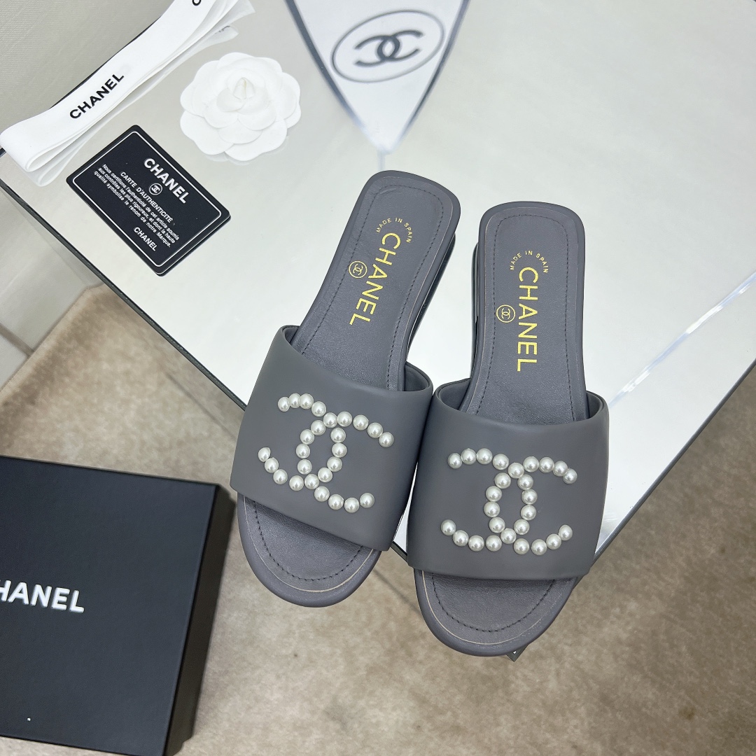 Chanel Shoes130