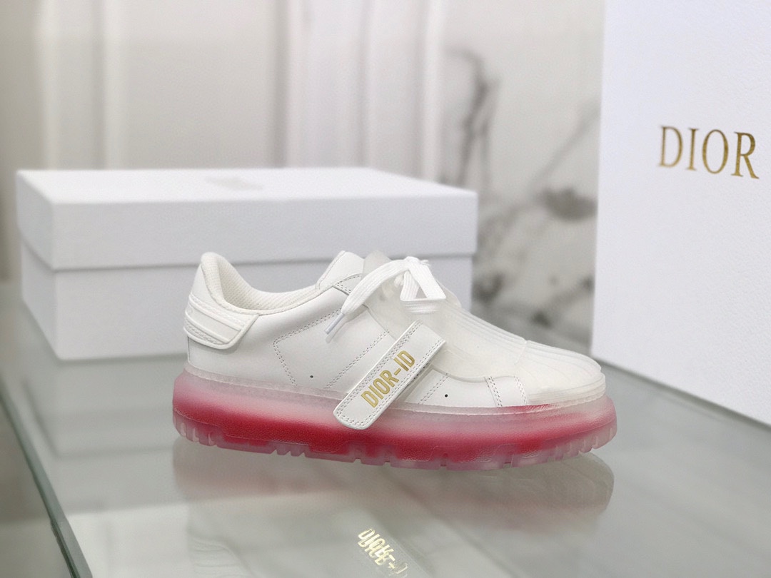 Dior shoes302