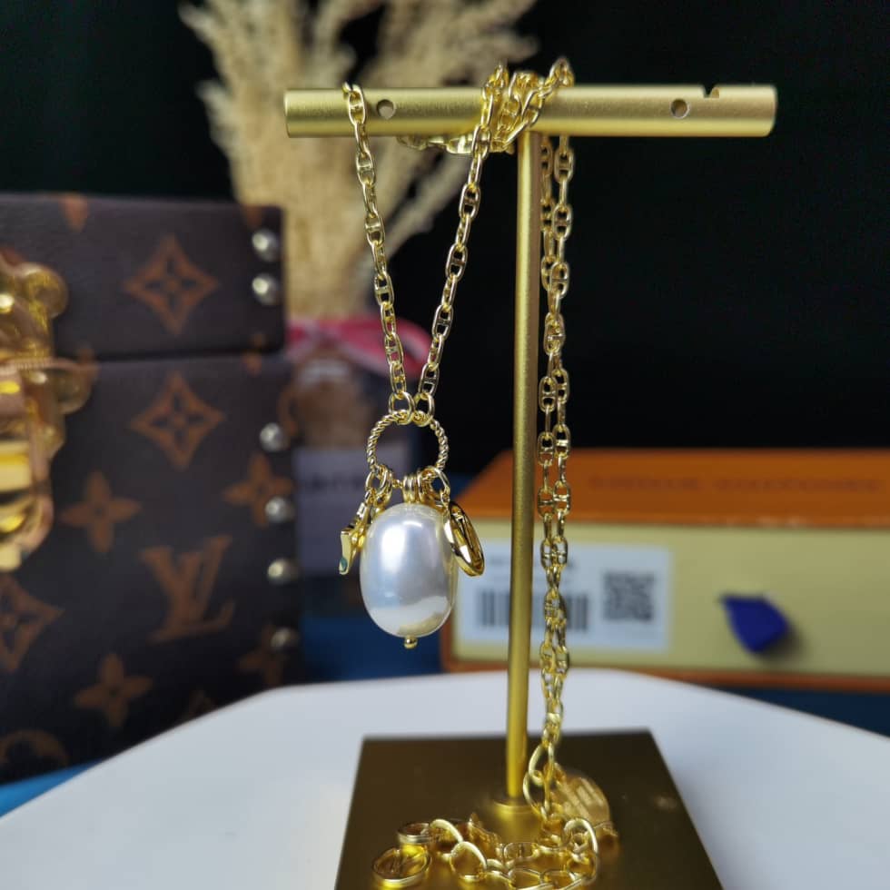 Top Quality Louis Vuitton Necklace